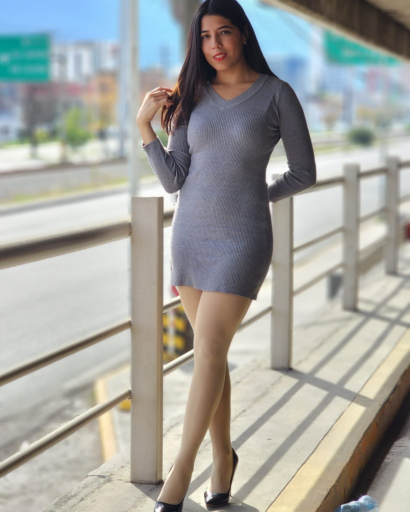 Vestido manga larga gris